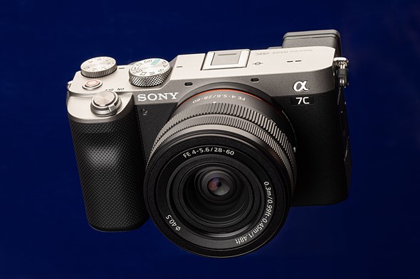 Sony tạm dừng sản xuất máy ảnh a7C và máy ảnh A6600 