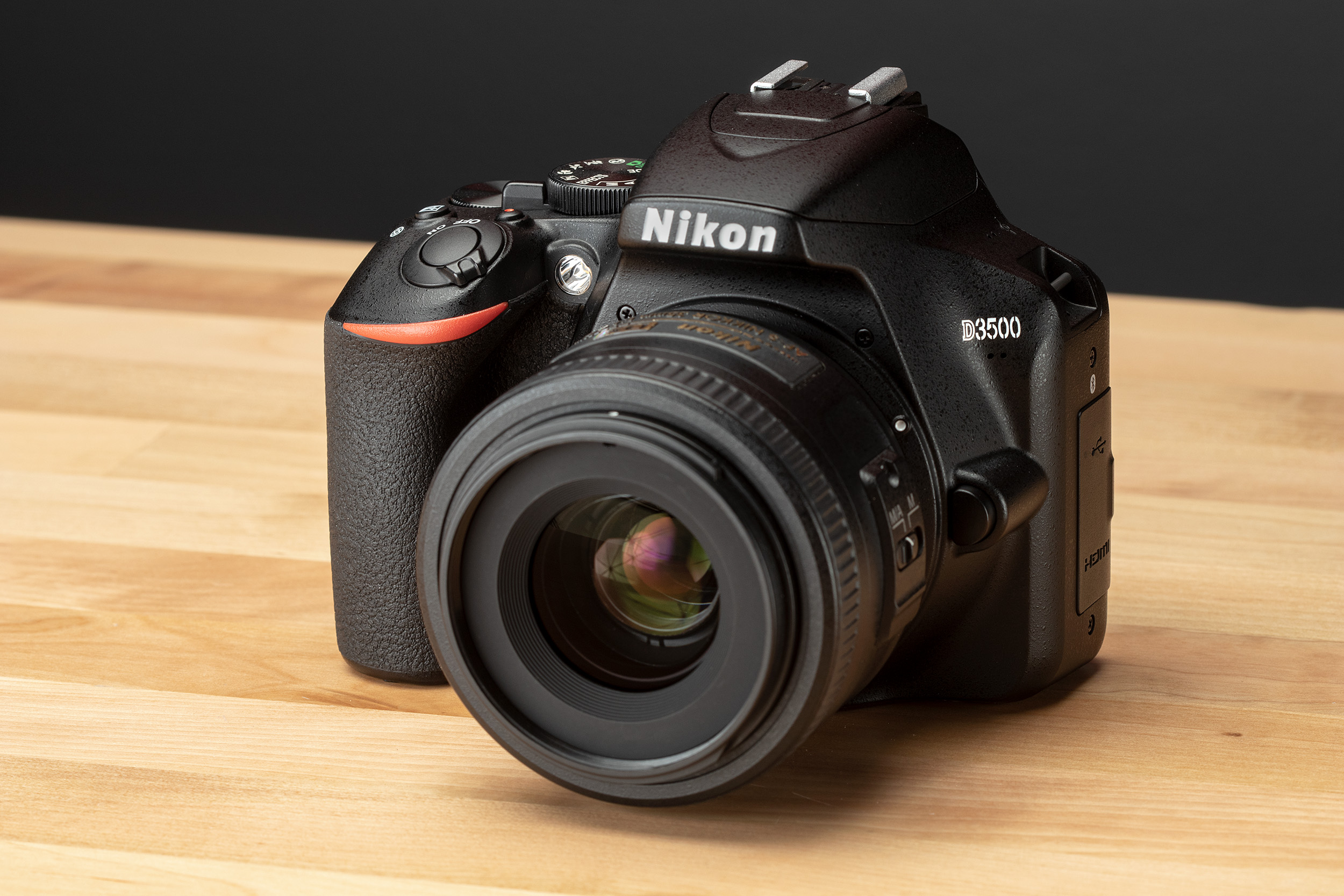 Máy ảnh Nikon D3500