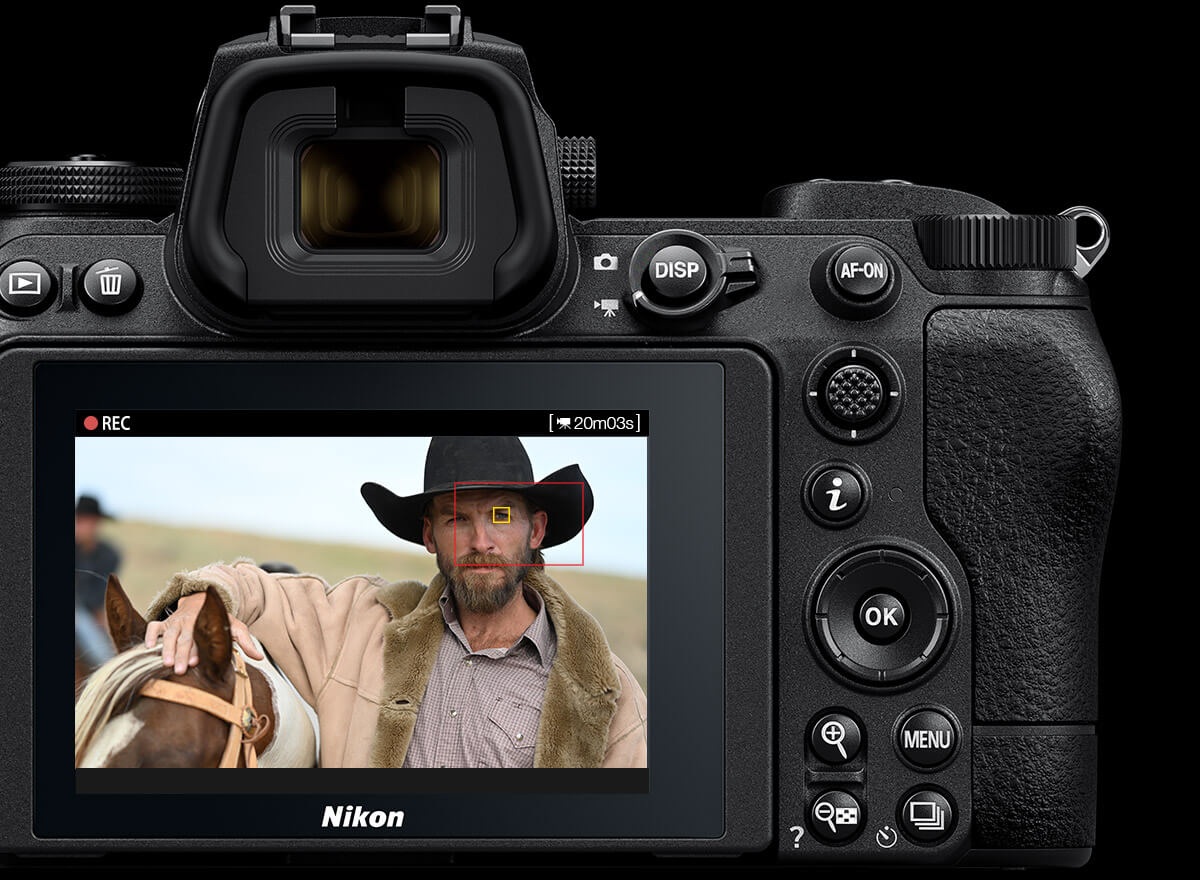 Màn hình điều khiển của Nikon Z7 II