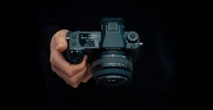 Fujifilm GFX100S - Máy ảnh Fujifilm chụp phong cảnh và chân dung đẹp nhất