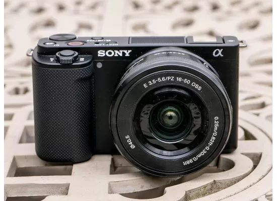 Sony ZV-E10 là máy ảnh nhỏ gọn, thân thiện với vlogger
