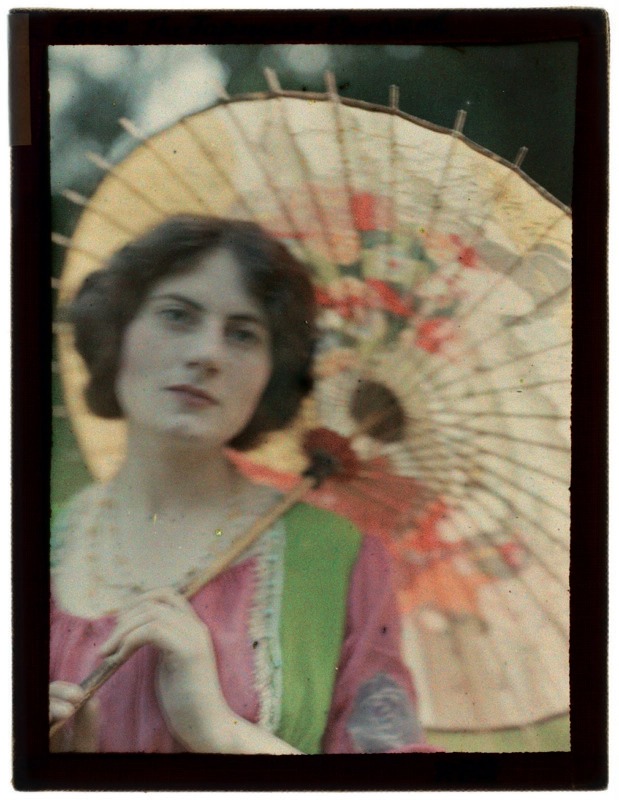 Bức ảnh The Japanese Parasol chụp năm 1909