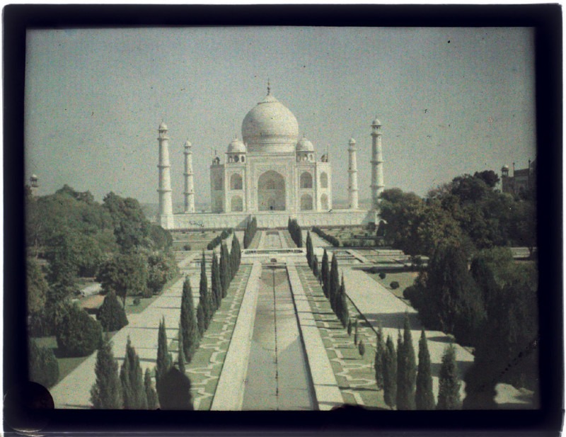 Bức ảnh The Taj Mahal at Agra chụp năm 1914