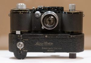 Máy ảnh Leica 250 GG Reporter - buổi đấu giá Leitz Photographica 42