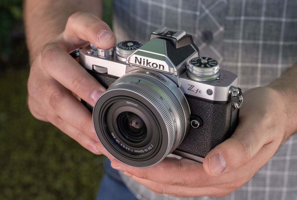Nikon Z fc - Máy ảnh Nikon tốt nhất phong cách retro