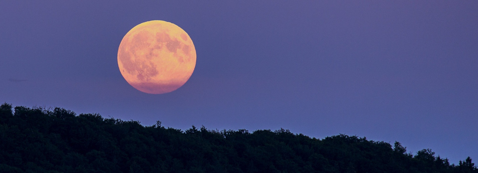 Cách chụp Earthshine trên Mặt Trăng