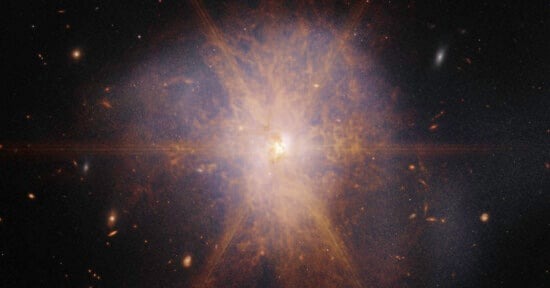 Bức ảnh mới nhất của James Webb Space Telescope tiết lộ một khu vực cực kỳ dày đặc của trung tâm thiên hà Milky Way một cách chi tiết chưa từng có