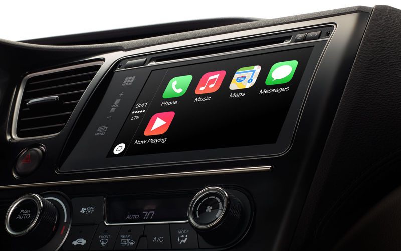 Apple CarPlay giúp hiển thị thông tin từ iPhone lên thiết bị tích hợp trên ô tô