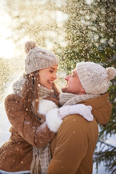 Ý tưởng chụp ảnh cặp đôi cũng thường được lựa chọn khi chụp ảnh mùa đông