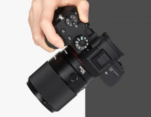 Ống kính full frame YN 50mm f/1.8S DF DSM cho máy ảnh Sony ngàm E